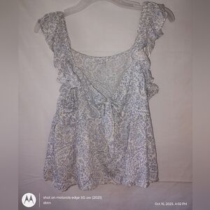 Patrons of Peace Blue and White Floral Blousesize Small